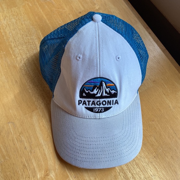 PATAGONIA baseball style hat in pre-owned condition - Picture 9 of 13